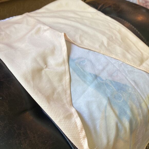 Rare Billie Eilish face mask - Picture 4 of 4